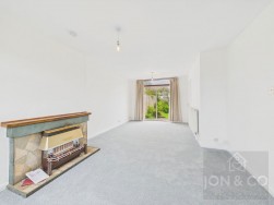 Parade Bank | Moulton | NN3