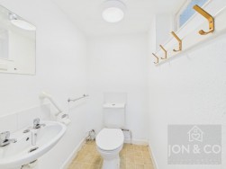 Parade Bank | Moulton | NN3