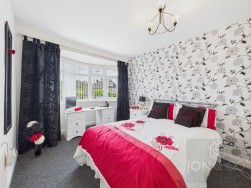 Woodland Avenue | Overstone | NN6