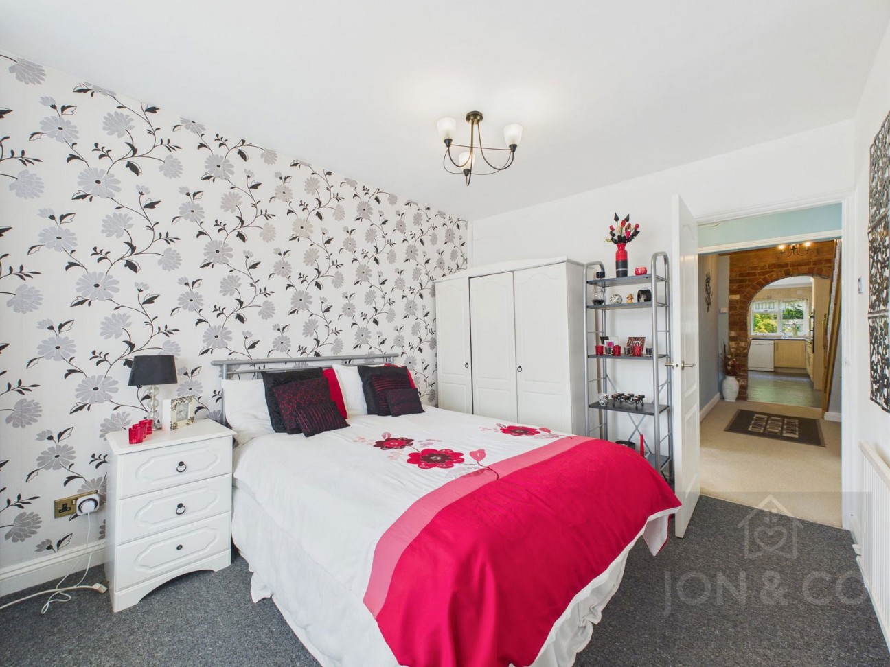 Woodland Avenue | Overstone | NN6