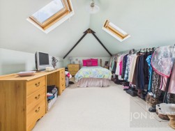 Woodland Avenue | Overstone | NN6
