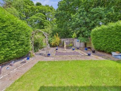 Woodland Avenue | Overstone | NN6