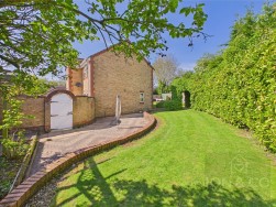 Langdon Close | Daventry | NN11