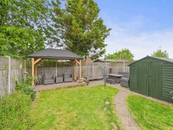 Knightscliffe Way | Duston | NN5