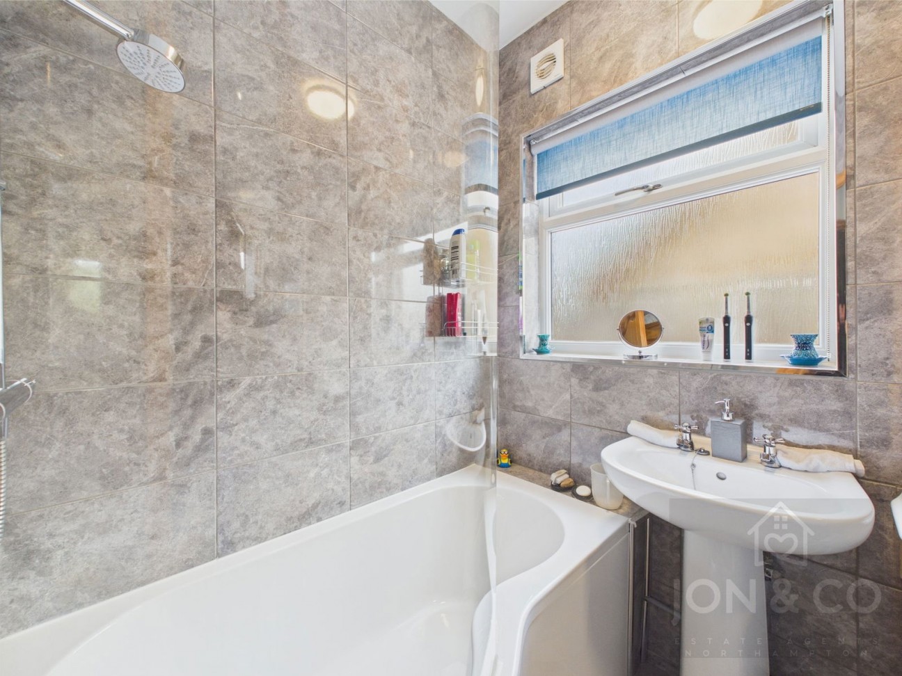 Knightscliffe Way | Duston | NN5