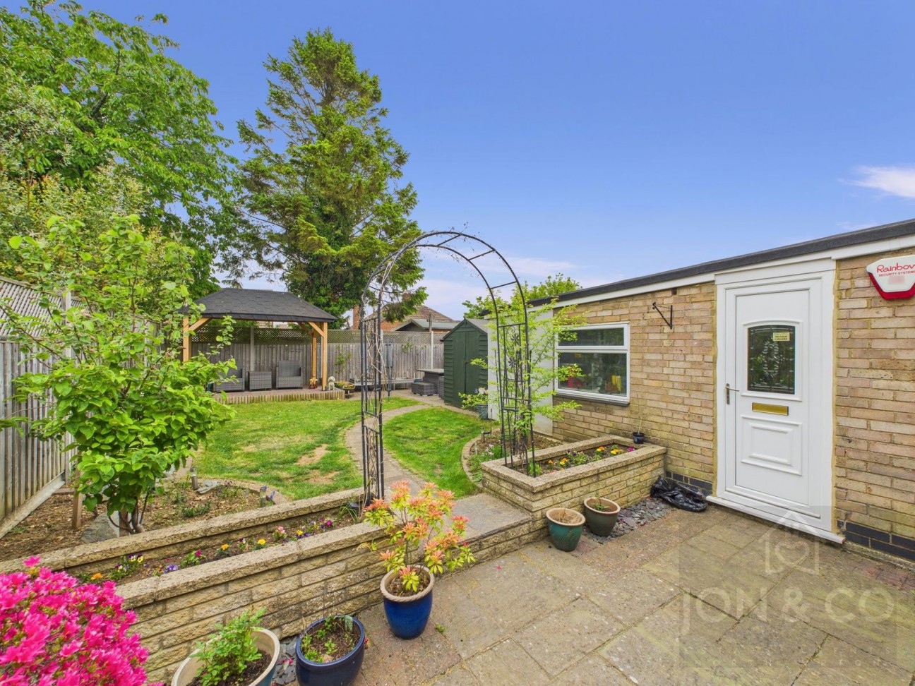 Knightscliffe Way | Duston | NN5