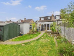 Knightscliffe Way | Duston | NN5