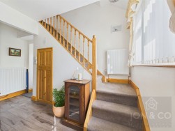Knightscliffe Way | Duston | NN5