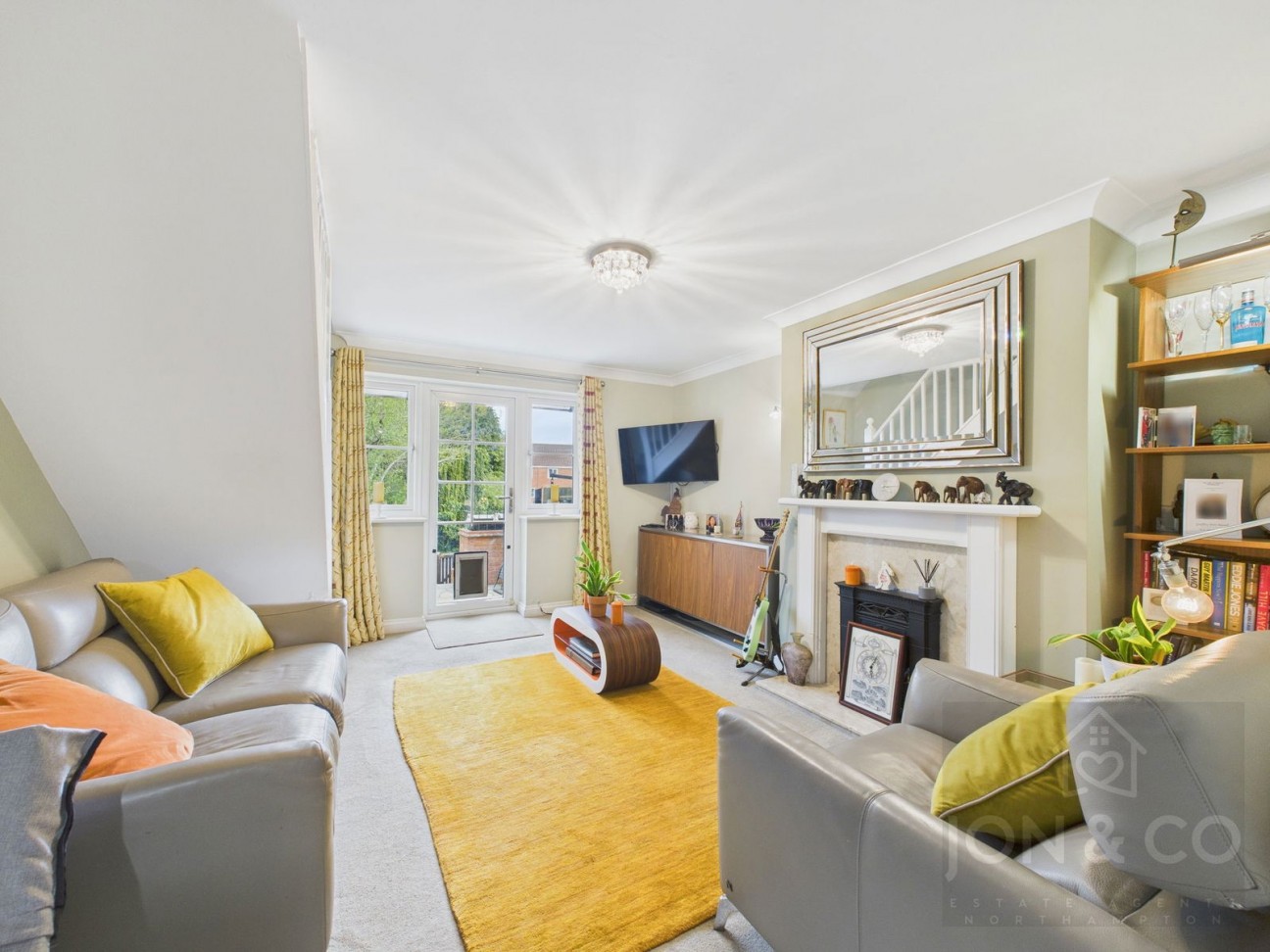 Cross Street | Moulton | NN3