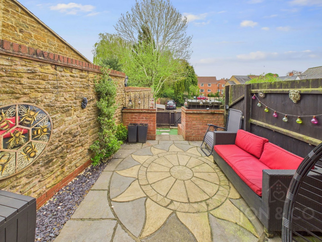 Cross Street | Moulton | NN3