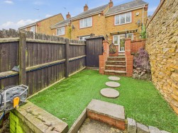Cross Street | Moulton | NN3