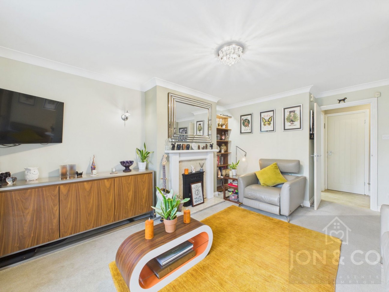 Cross Street | Moulton | NN3