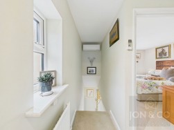 Cross Street | Moulton | NN3