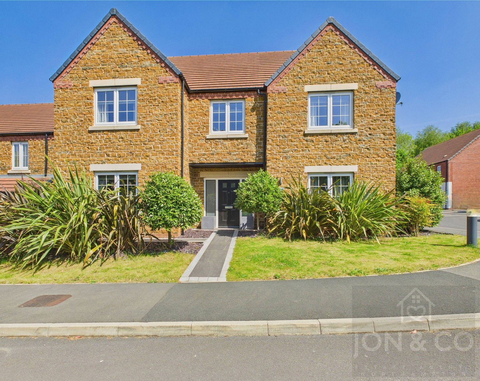 Greensleeves Close | Moulton | NN3