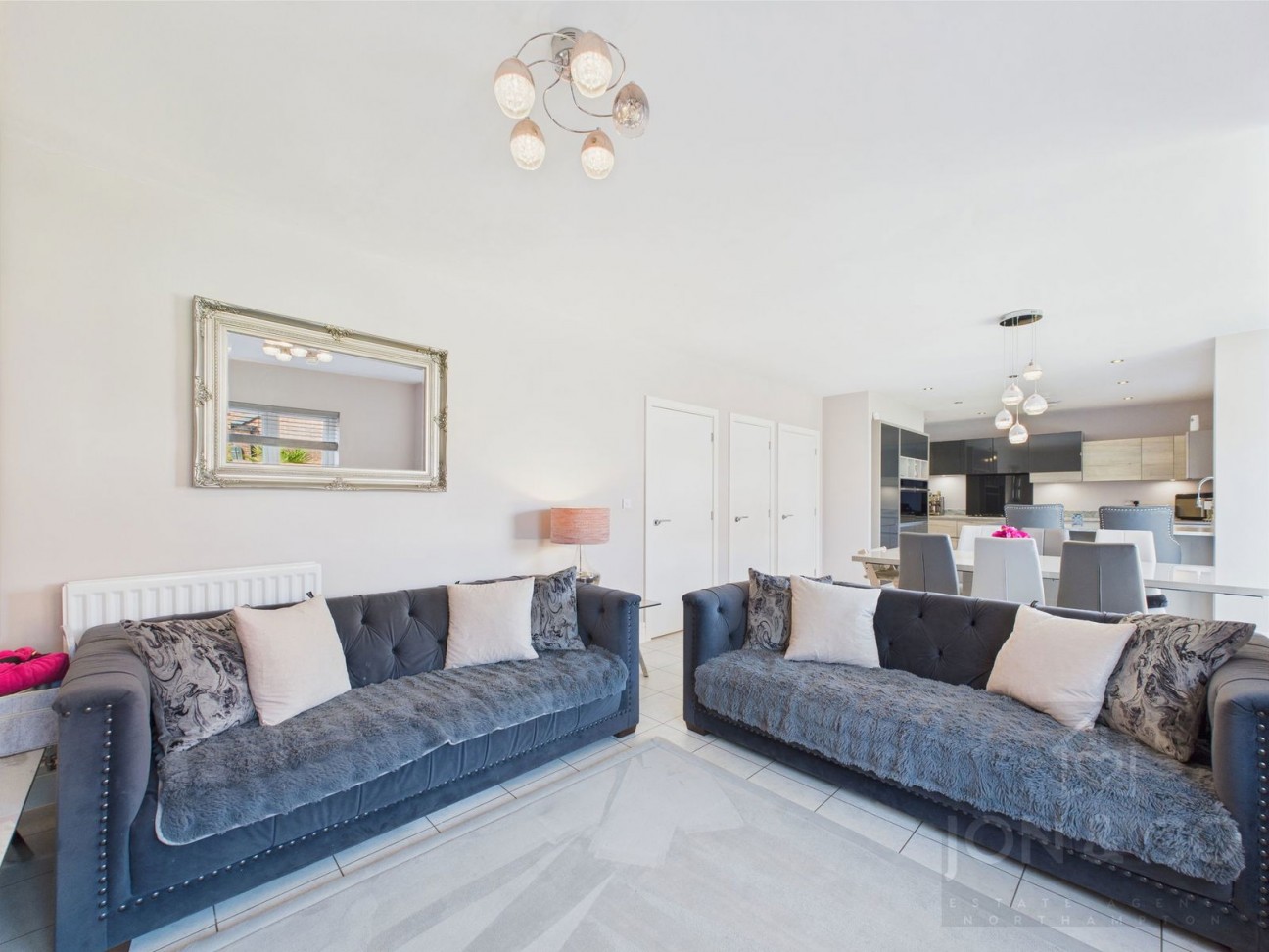 Greensleeves Close | Moulton | NN3