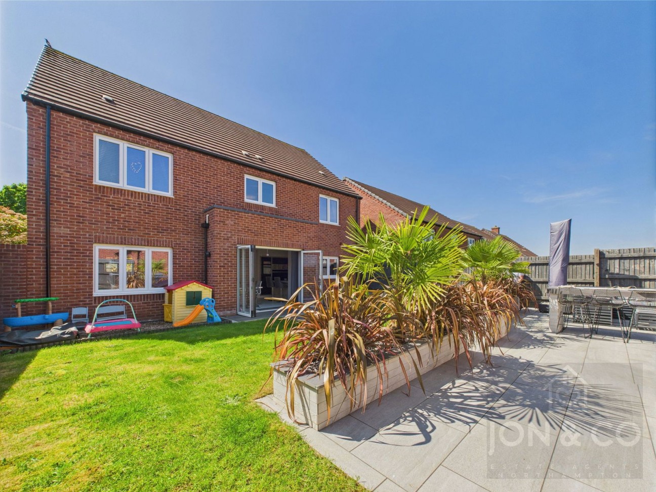 Greensleeves Close | Moulton | NN3
