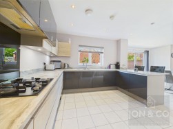 Greensleeves Close | Moulton | NN3
