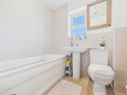 Sandy Hill Lane | Moulton | NN3