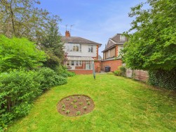 Broadmead Avenue | Northampton | NN3