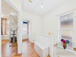 Broadmead Avenue | Northampton | NN3