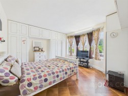 Broadmead Avenue | Northampton | NN3