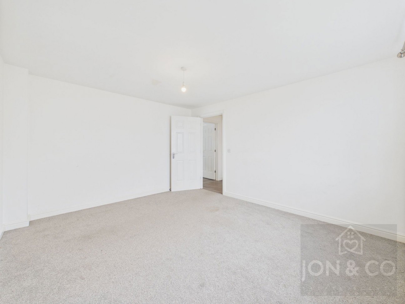Ullswater Close | Northampton | NN3