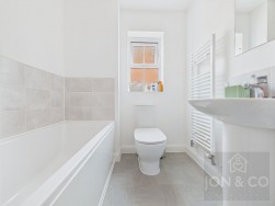Thompson Way | Moulton | NN3