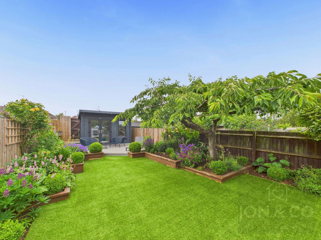 Gloucester Avenue | Delapre | NN4