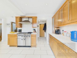 Gloucester Avenue | Delapre | NN4
