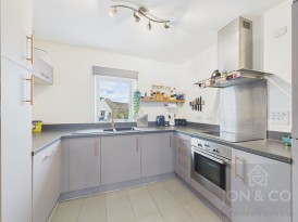 HIgh Street | Upton | NN5
