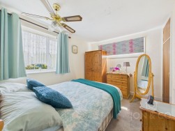 Upton Close | Kingsthorpe | NN2