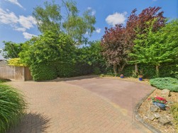 Upton Close | Kingsthorpe | NN2