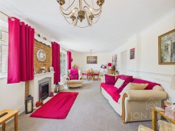 Upton Close | Kingsthorpe | NN2