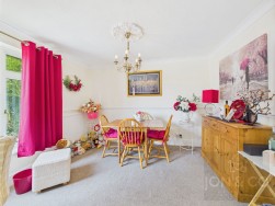 Upton Close | Kingsthorpe | NN2