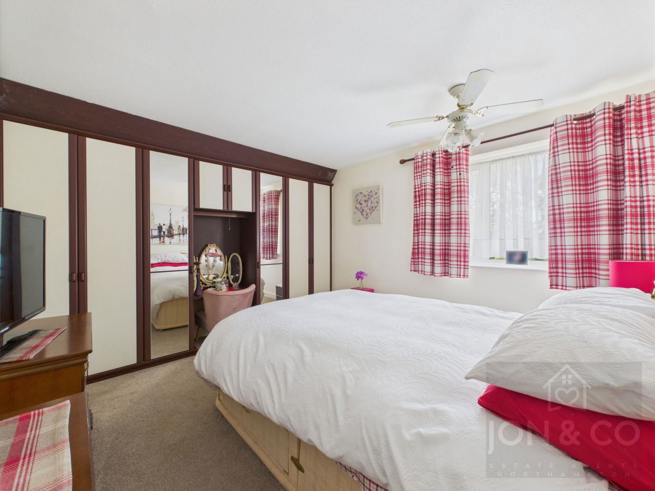 Upton Close | Kingsthorpe | NN2