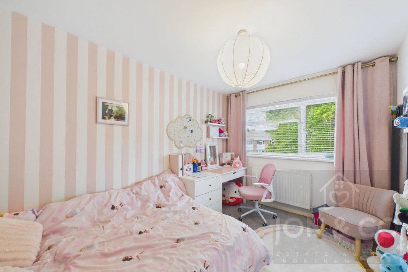 Rickyard Road | Arbours | NN3