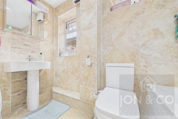 Rickyard Road | Arbours | NN3