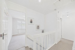 Rickyard Road | Arbours | NN3