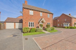 Barbers Close | Moulton | NN3