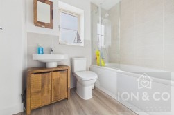 Barbers Close | Moulton | NN3