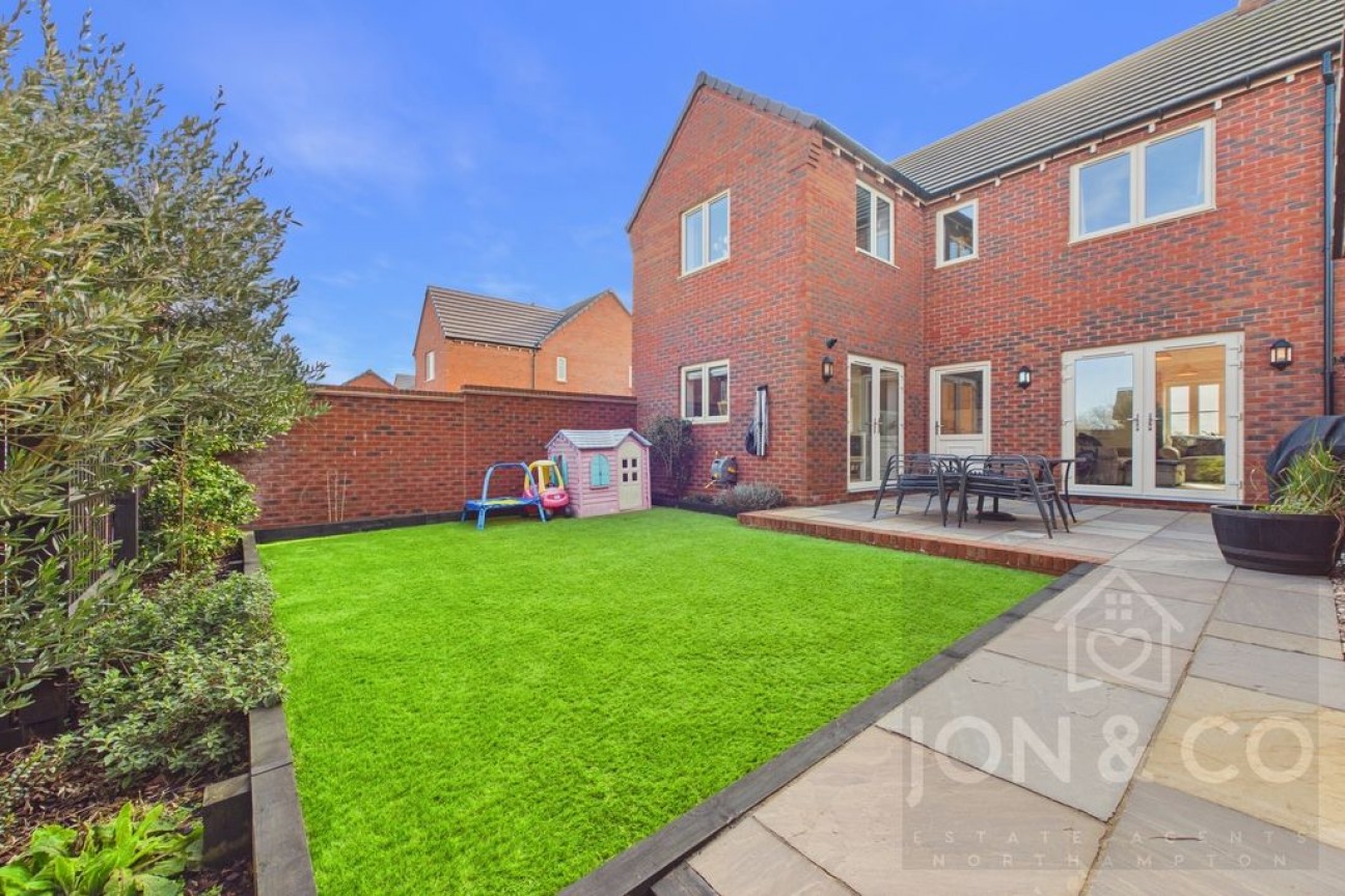 Barbers Close | Moulton | NN3
