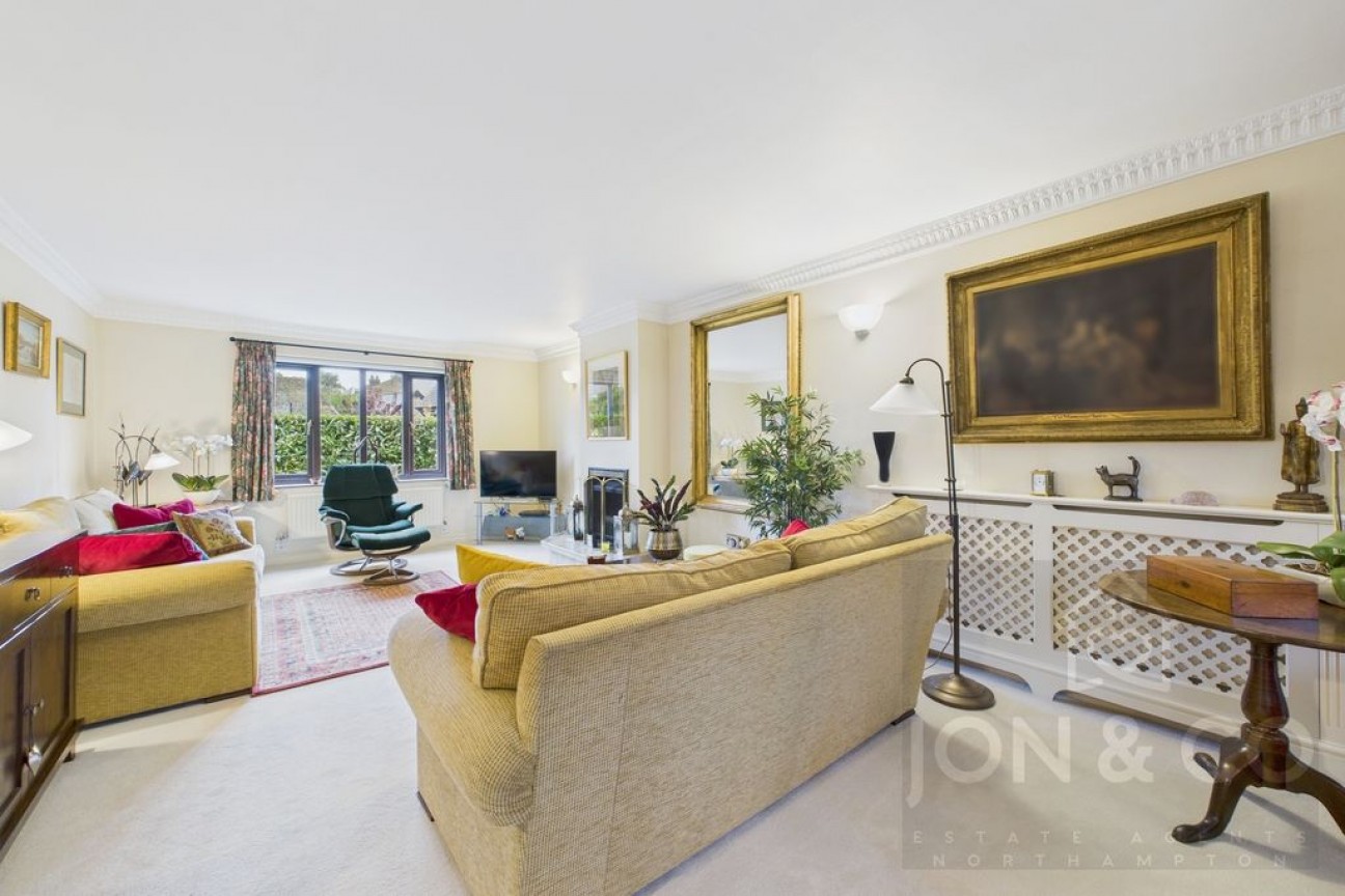 Alibone Close | Moulton | NN3