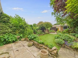Parkfield Crescent | Northampton | NN4