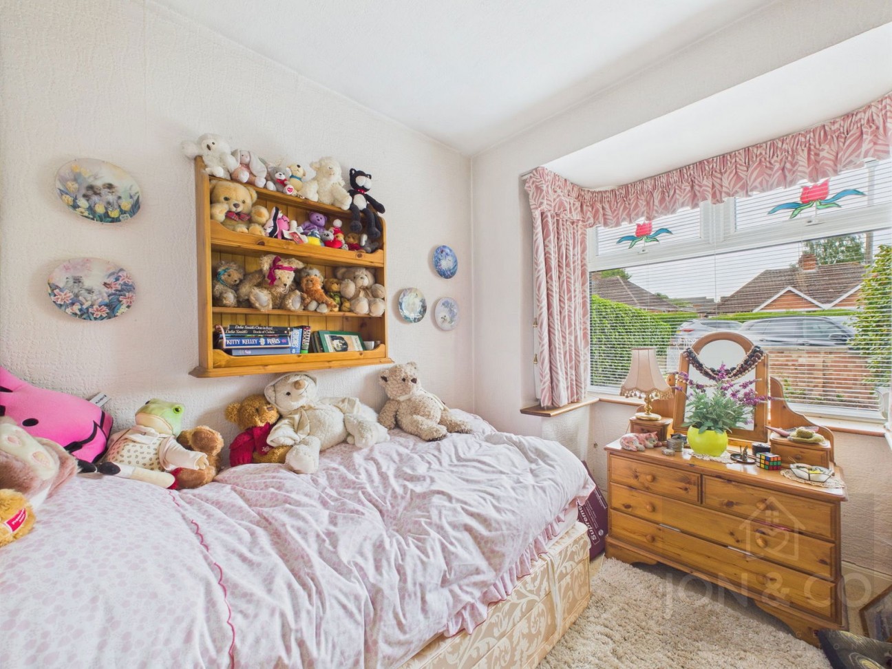 Parkfield Crescent | Northampton | NN4