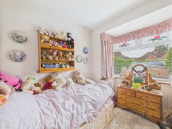 Parkfield Crescent | Northampton | NN4
