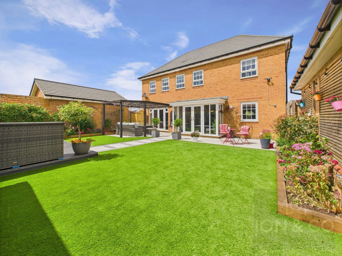 Hutchins Close | Overstone Gate | NN6