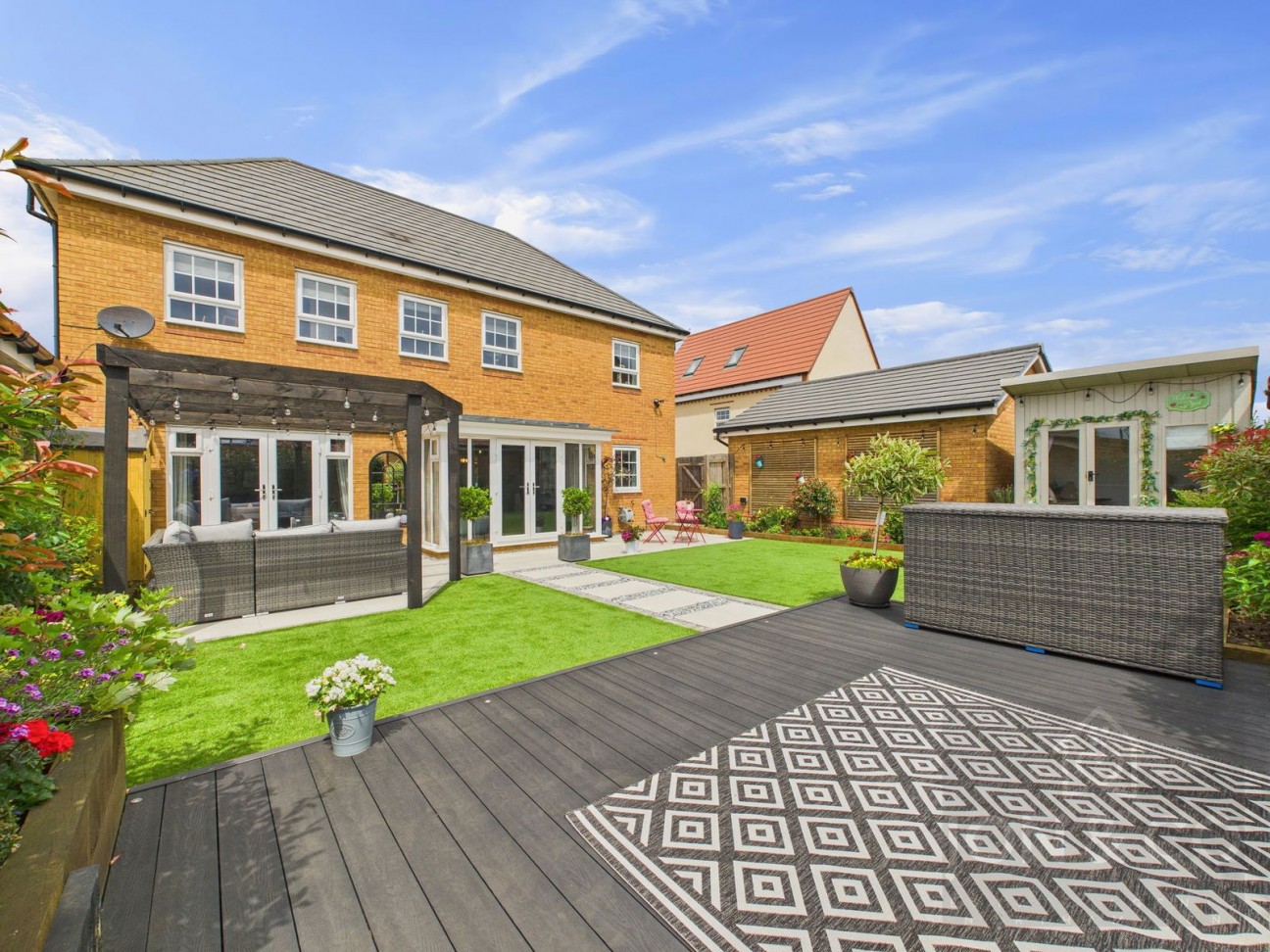 Hutchins Close | Overstone Gate | NN6