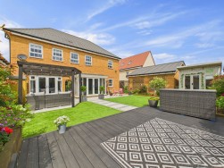Hutchins Close | Overstone Gate | NN6