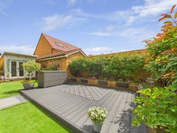 Hutchins Close | Overstone Gate | NN6