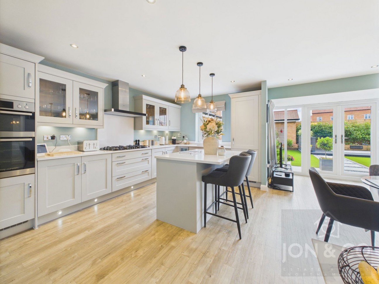Hutchins Close | Overstone Gate | NN6